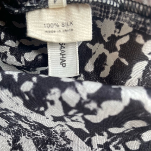 L’AGENCE Silk Button Down Shirt Black White Print Patchwork Blouse Top 100% Silk - Picture 4 of 6